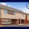 Letto Serviced Accommodation -Sleeps 5 - PE7 - FREE Parking