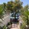 Beachfront Comfort Apartment NIVES