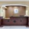 Quality Suites La Grange