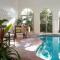 Courthouse Orchid Villa 6