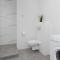 Ursus Sunny Studio for 4 Guests with Parking & Balcony by Noclegi Renters - Varšava