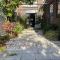 Bijzonder stadshuis met diepe moderne tuin. - 莱茵河畔阿尔芬