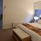 Cosy Beach Apartment with Free Secure Car Park
