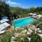 Spoleto Splash Casa Vicolo, a fabulous country cottage sleeps 45wifiaircon