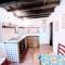 Spoleto Splash Casa Vicolo, a fabulous country cottage sleeps 45wifiaircon