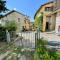 Spoleto Splash Casa Vicolo, a fabulous country cottage sleeps 45wifiaircon