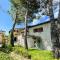 Spoleto Splash Casa Vicolo, a fabulous country cottage sleeps 45wifiaircon