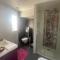 Chambre avec salle de bain privée dans maison - Bourges