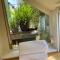 Lyme Clifftop Hideaway - Lyme Regis