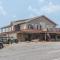 Rustic Roost-5 acres, Fenced, Fire Pit, RV option & MTN View - Далонега
