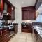 Colonial Sands 403