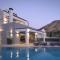 Monti Luxury Villa, with Heated Pool & Hot Tub