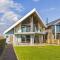 Le Var - Beachfront home in Bracklesham Bay