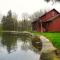 Whimsical Cottage w/ Pond View - Dundee