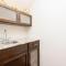 Spacious 2BR/2.5BA + Game Room