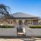 Sampson Cottage - Historic Charm