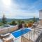 Holiday Home Pazin with Scenic Pool