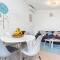 Apartment with balcony and view - Kaštel Stari