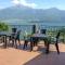 3-room apartment with shared pool, large balcony and fantastic view of the lake