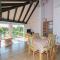 Charming Holiday Home in Zaton with Garden - 扎顿