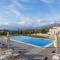 Nice villa with big pool, stunning views - 卡米拉日