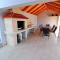 Charming Holiday Home in Cara with Swimming Pool - Zavalatica