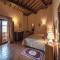 Attractive apartment in typical Tuscan style