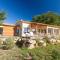 Tidy bungalow with dishwasher - Quillan