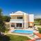 Modern Villa in Peroj with Pool and Parasol - Barbariga