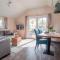 Chalet with covered terrace in the Leukermeer - 威尔