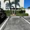 Intracoastal sunsets condo building with 2 beds or 1 bed units private heated pool - Помпано-Бич