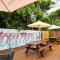 Hoey Moey Backpackers