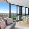 Great Views Pool High Level Boutique Apt with Carpark