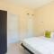Urbanview Resort Adang Zecky Cisarua Puncak by RedDoorz - Sampal 2