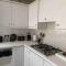 3 Bedrooms spacious house in Calcot , Reading - Tilehurst