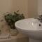 Garden flat in Carmarthen