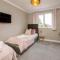 Hollis House York- 4 bedroom with free parking - Strensall