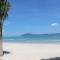 GM Doc Let Beach Resort & Spa
