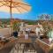 Villa Roser Vell by Sealand Villas