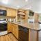 Amazing view, location, ski back trails, sports center, pool Highridge B4 Highridge
