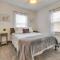 Charming Springfield Home 2 Mi to Downtown