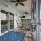 Osage Beach Oasis with Community Pool and Lake Views! - Осейдж-Біч