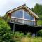 Bild River Mosel Holiday Homes/Delux studio Meerfeld with a lake view