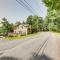 Lakefront Orange Vacation Rental - Pet Friendly!