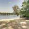 Lakefront Orange Vacation Rental - Pet Friendly!