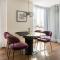 Amazing Location - 2BDRM/2BATH - right on Robson - Ванкувер
