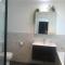 Luxe & Superior 2BR Villas Patio Free Parking & Wifi - Launceston