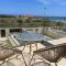 Duplex con piscina individual y vistas al mar en Torrevieja