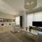 Duplex con piscina individual y vistas al mar en Torrevieja
