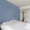 Port Forum Apartments by Olala Homes